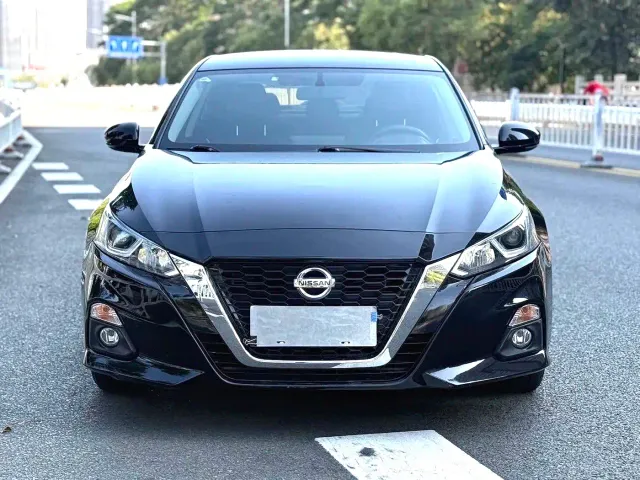 Nissan Teana — Фото автомобиля 2