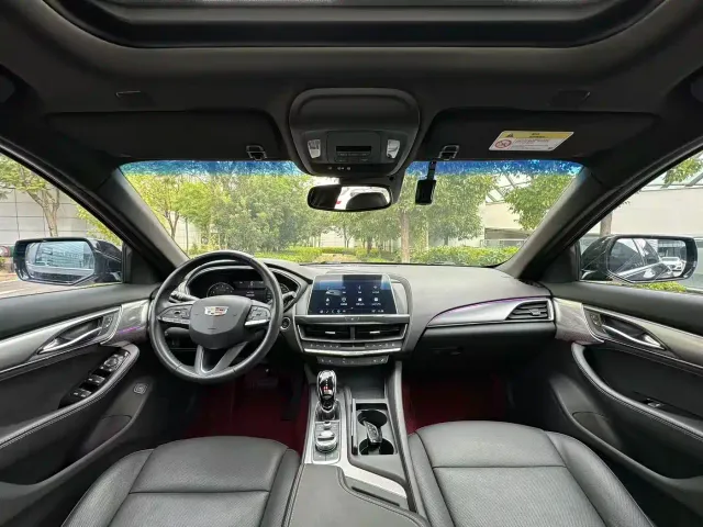 Cadillac CT5 — Фото автомобиля 5