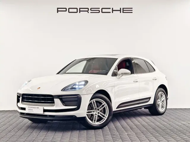 Фотография автомобиля — Porsche Macan