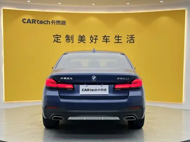 BMW 5 Series — Фото автомобиля 3