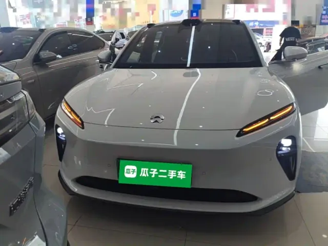 Nio ET5 Touring — Фото автомобиля 2