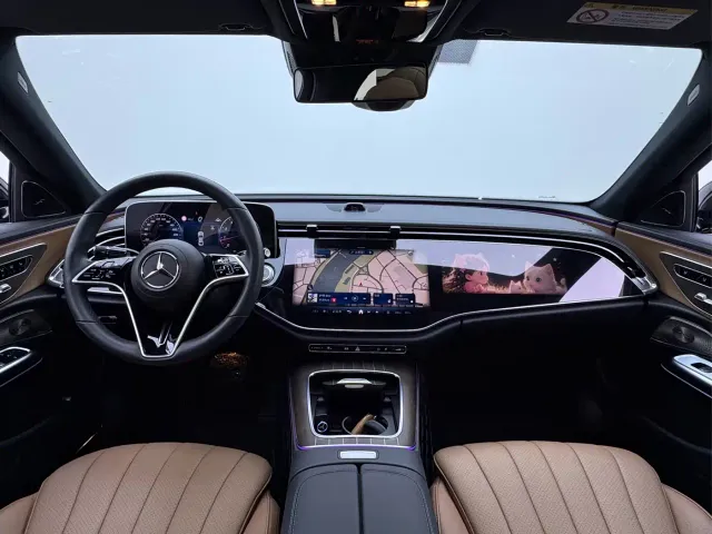 Mercedes-Benz E-Class — Фото автомобиля 15