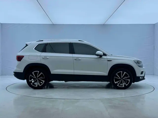 Volkswagen Tharu — Фото автомобиля 7