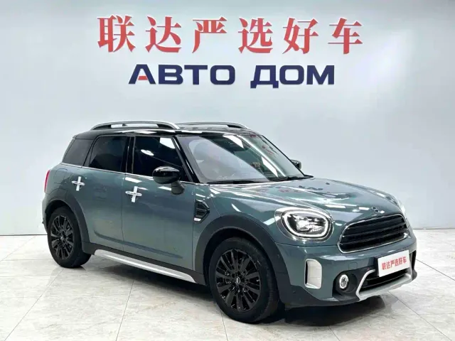 MINI Countryman — Фото автомобиля 3