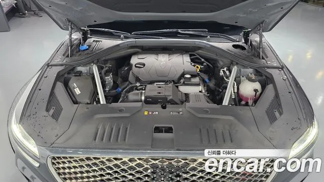 Genesis GV70 — Фото автомобиля 9