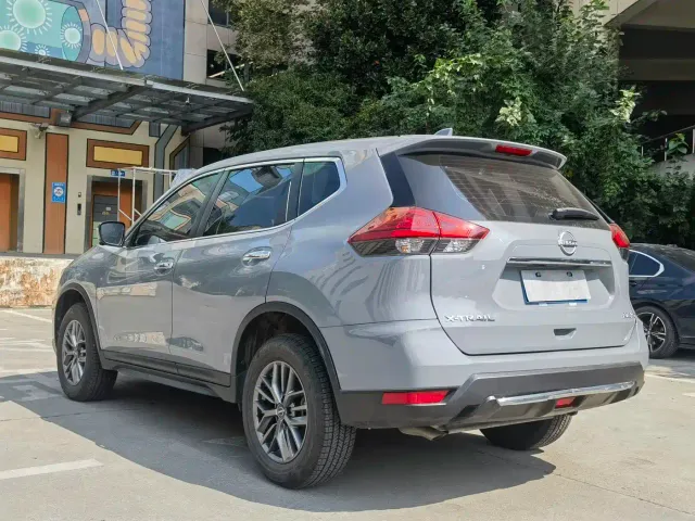 Nissan X-Trail — Фото автомобиля 9