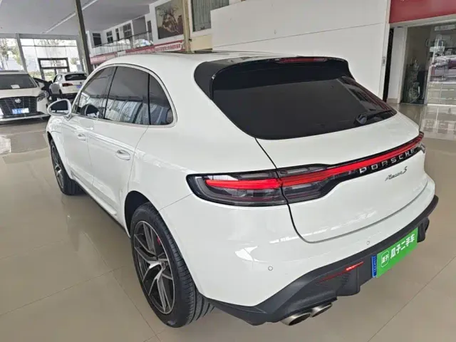 Porsche Macan — Фото автомобиля 4