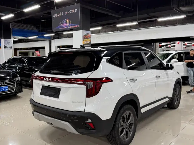 Kia Seltos — Фото автомобиля 6