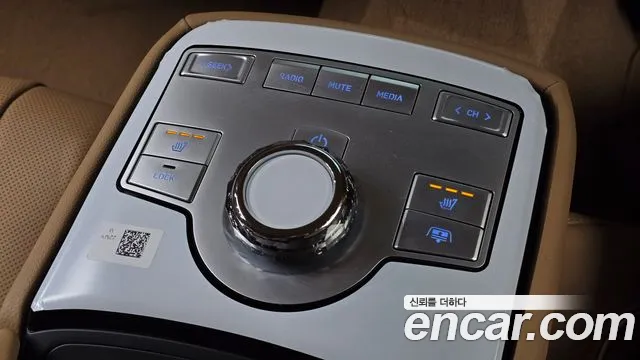 Genesis G80 Бензин 2.5 турбо 2WD — Фото автомобиля 29