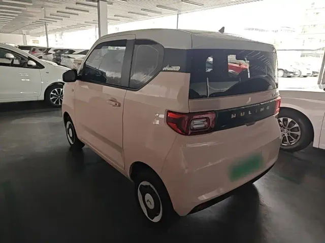 Wuling Hongguang Mini EV — Фото автомобиля 4