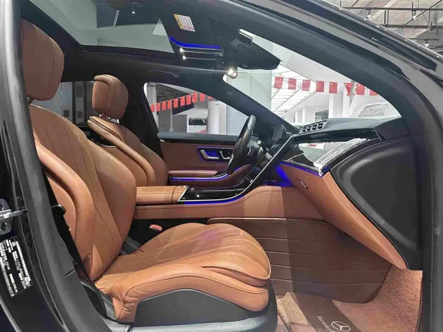 Mercedes-Benz S-Class — Фото автомобиля 17