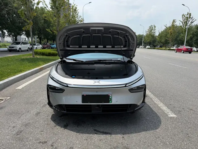Xpeng P7+ — Фото автомобиля 13