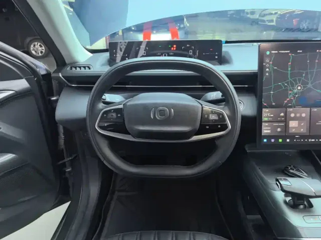 Changan Qiyuan A05 — Фото автомобиля 10