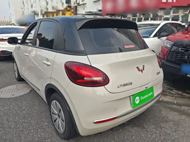 Wuling Bingo — Фото автомобиля 4
