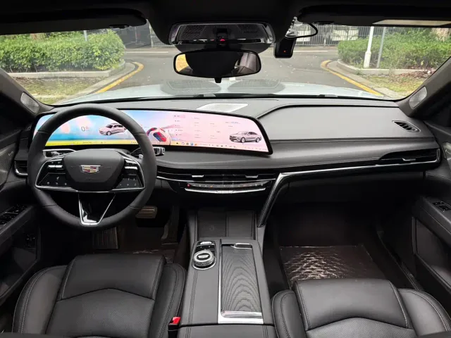 Cadillac CT6 — Фото автомобиля 10