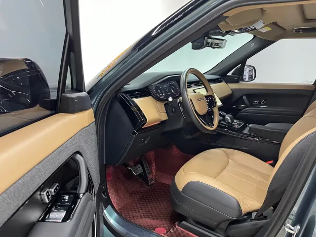 Land Rover Range Rover Sport — Фото автомобиля 17