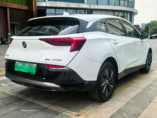 Buick Velite 6 — Фото автомобиля 11