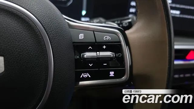 Kia Sorento Новый Sorento 4 поколение Бензин 2.5T 2WD — Фото автомобиля 17