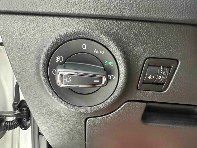 Skoda Karoq — Фото автомобиля 12