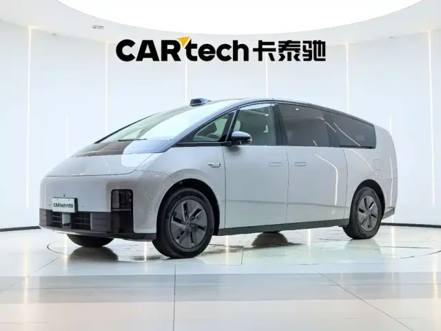 Li Auto MEGA — Фото автомобиля 7