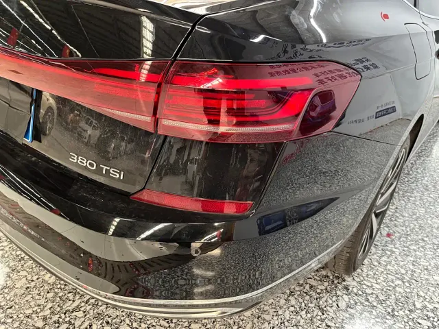Volkswagen Passat — Фото автомобиля 19