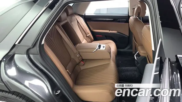 Hyundai Grandeur GN7 — Фото автомобиля 18