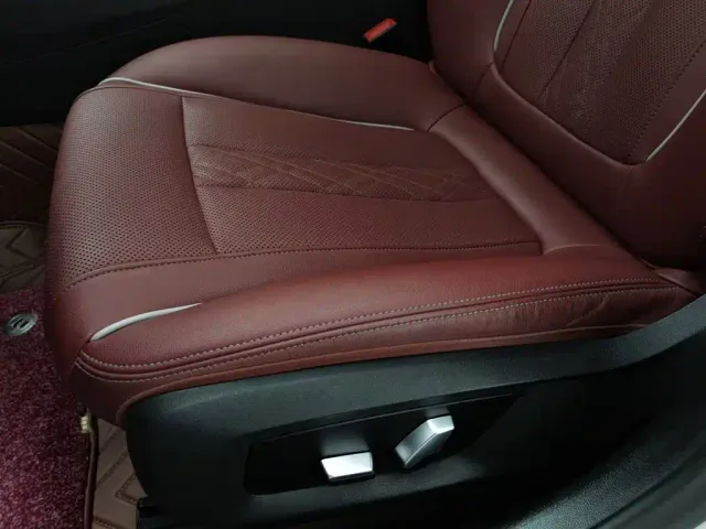 BMW 5 Series — Фото автомобиля 20