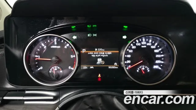 Kia Canival Carnival 4 поколение Дизель 7 мест Noblesse — Фото автомобиля 8