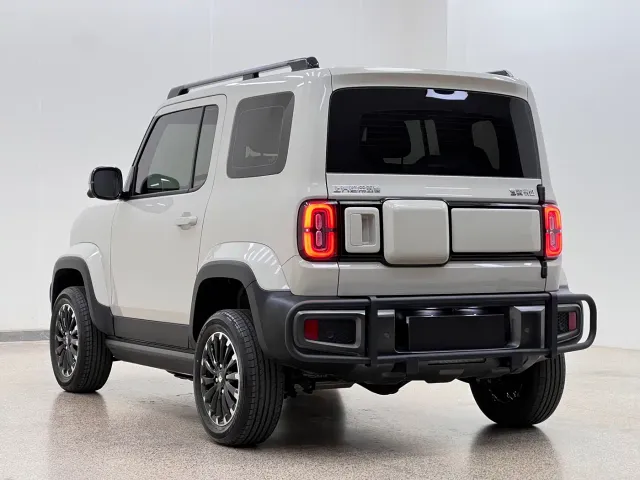 Baojun Yep — Фото автомобиля 4