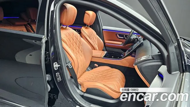 Mercedes-Benz S-Class — Фото автомобиля 12