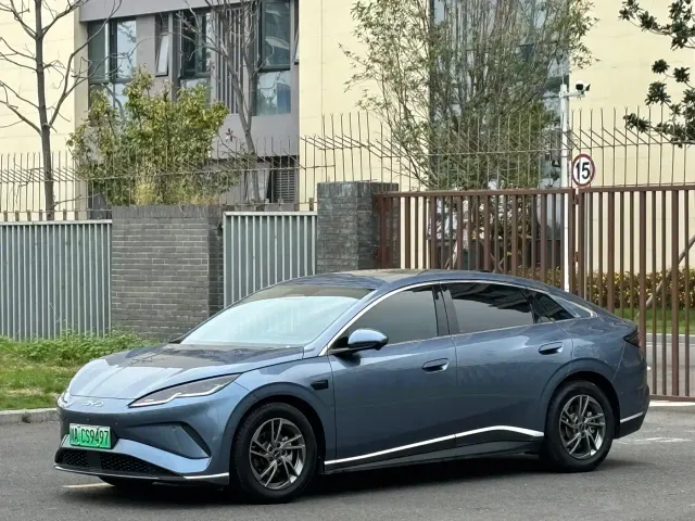 Фотография автомобиля — BYD Seal 06