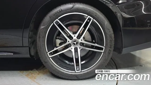 Mercedes-Benz E-Class W214 — Фото автомобиля 5