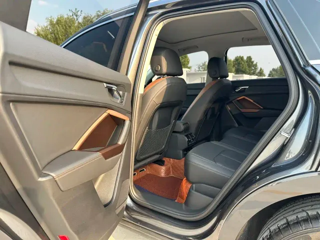 Audi Q3 — Фото автомобиля 8