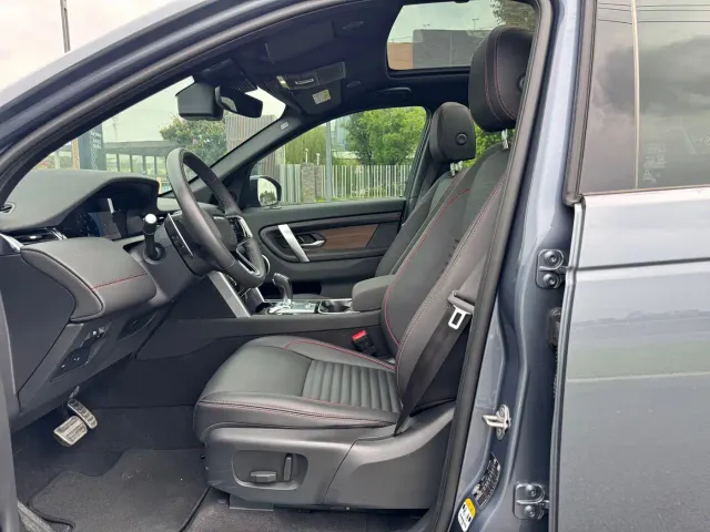 Land Rover Discovery Sport — Фото автомобиля 11