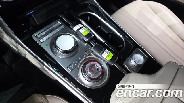 Genesis GV80 — Фото автомобиля 9