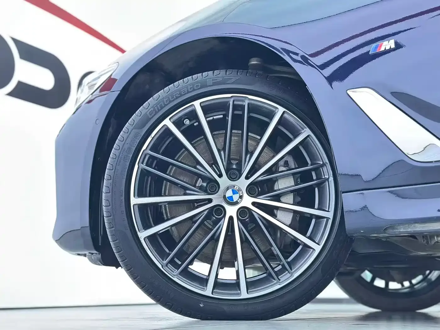 BMW BMW 5 Series 2023 530Li Leading M Sport Package — Фото автомобиля 17