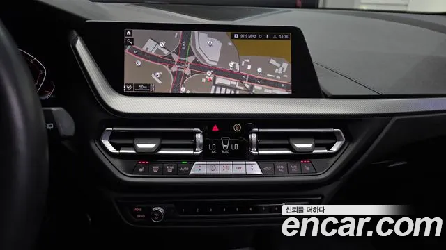 BMW 1 Series F40 — Фото автомобиля 19