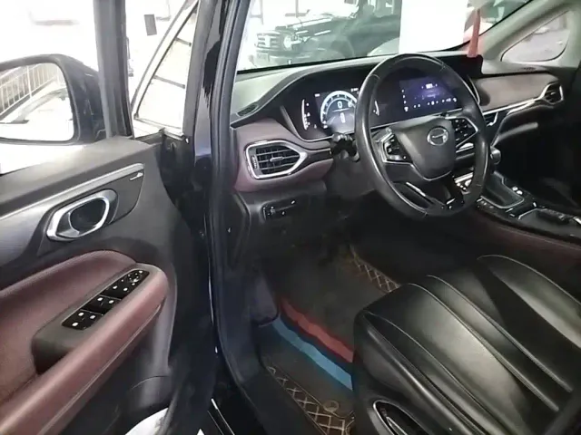 GAC Trumpchi M6 — Фото автомобиля 15
