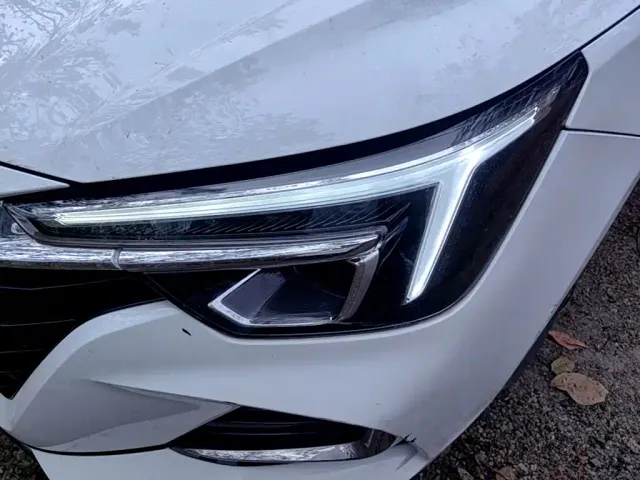 Roewe i6 MAX EV — Фото автомобиля 23
