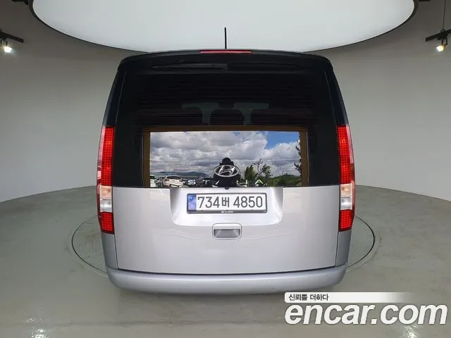 Hyundai Staria — Фото автомобиля 2