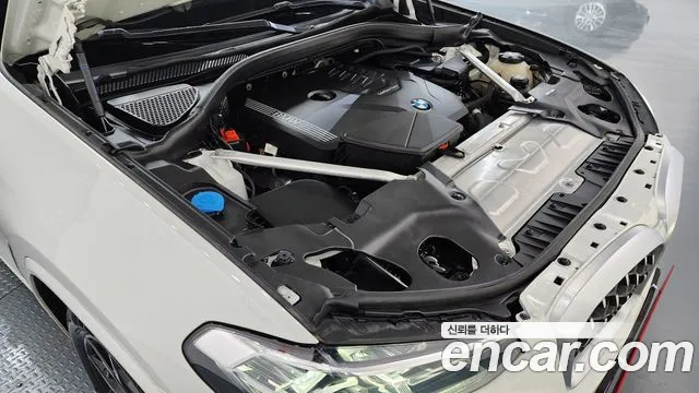 BMW X4 xDrive20i M Sport — Фото автомобиля 6