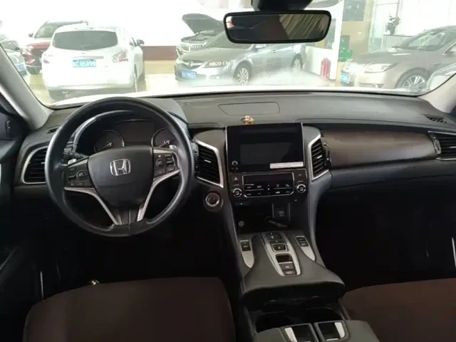 Honda Avancier — Фото автомобиля 9
