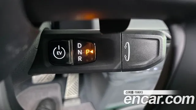 Kia EV9 Long Range 4WD — Фото автомобиля 3