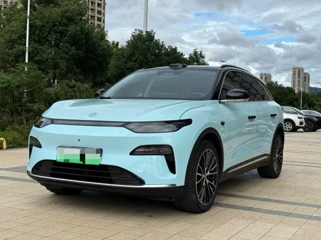 Фотография автомобиля — Leapmotor C11