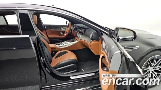 Mercedes-Benz AMG GT 4 двери 43 4MATIC+ — Фото автомобиля 17