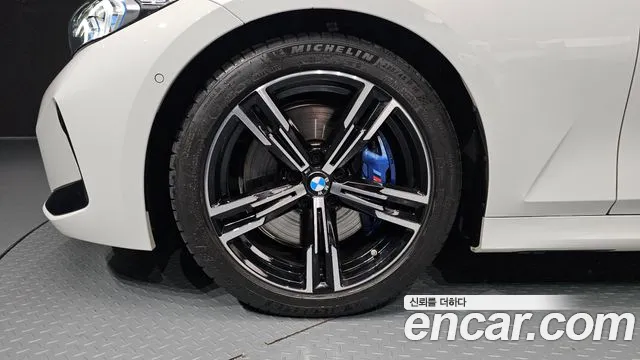 BMW 3-Series 3 серия (G20) 320i M Sport — Фото автомобиля 5