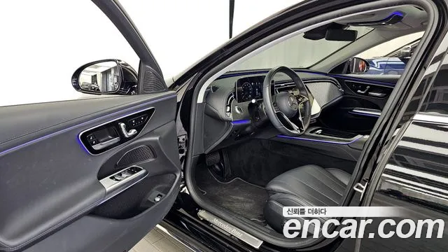 Mercedes-Benz E-Class — Фото автомобиля 9