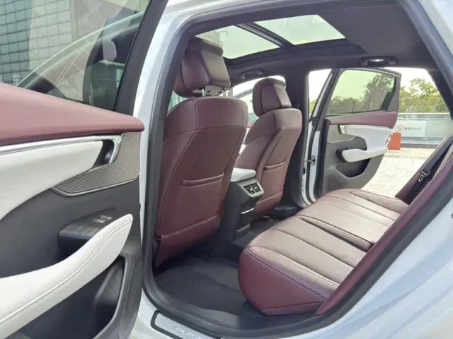 Buick LaCrosse — Фото автомобиля 16