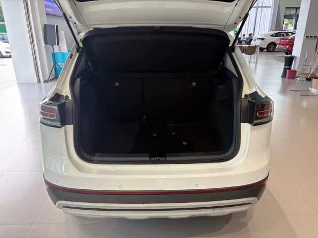 Volkswagen Tharu — Фото автомобиля 15