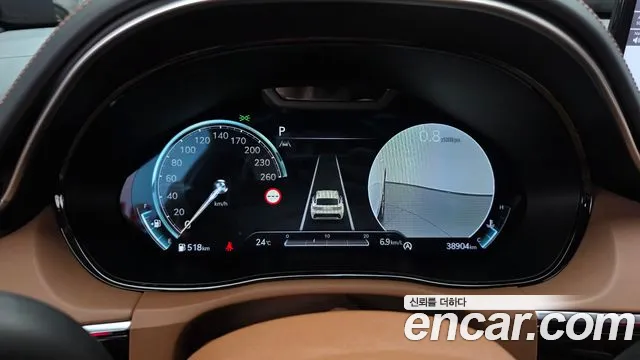 Genesis GV70 — Фото автомобиля 11